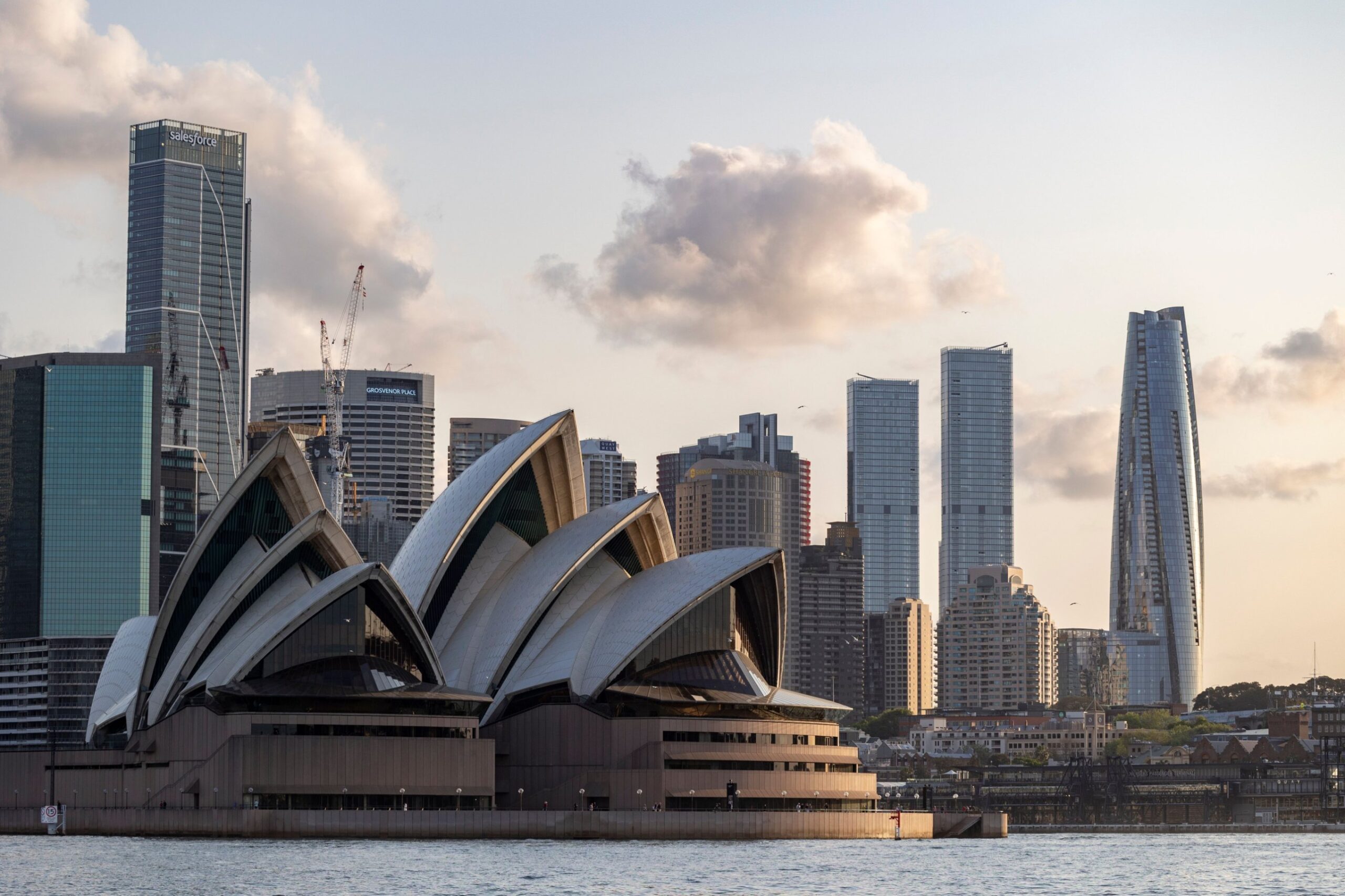 Australia student visa eligibility guide: Sydney Opera House and city skyline at sunset